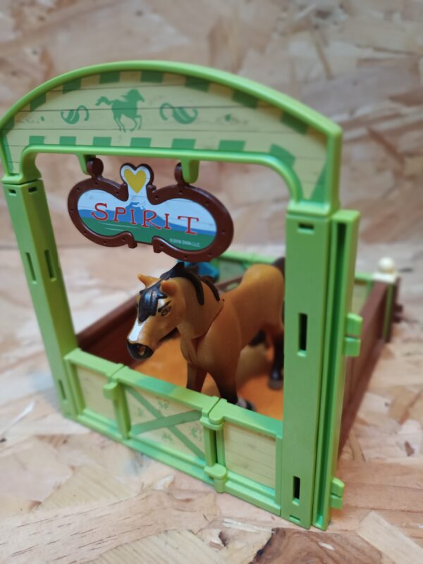 Box cheval Spirit Playmobil